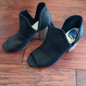 Brand new Fergalicious open toe bootie